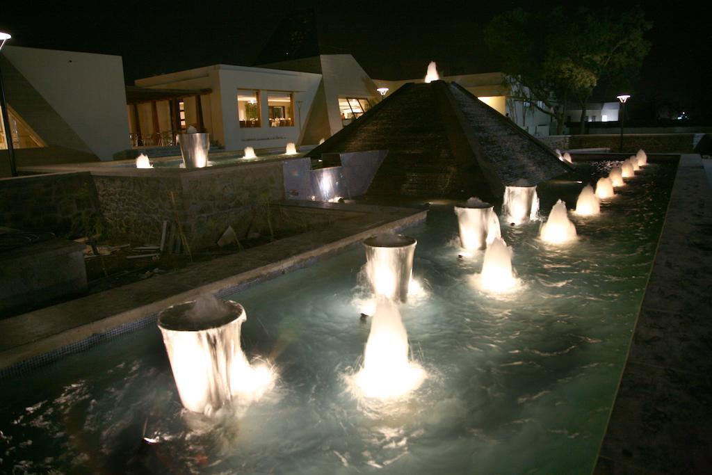 Sentosa Resorts & Water Park Chinchvad Dış mekan fotoğraf